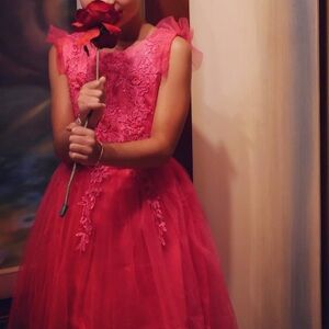 Elegant Pink Lace Dress for Girls